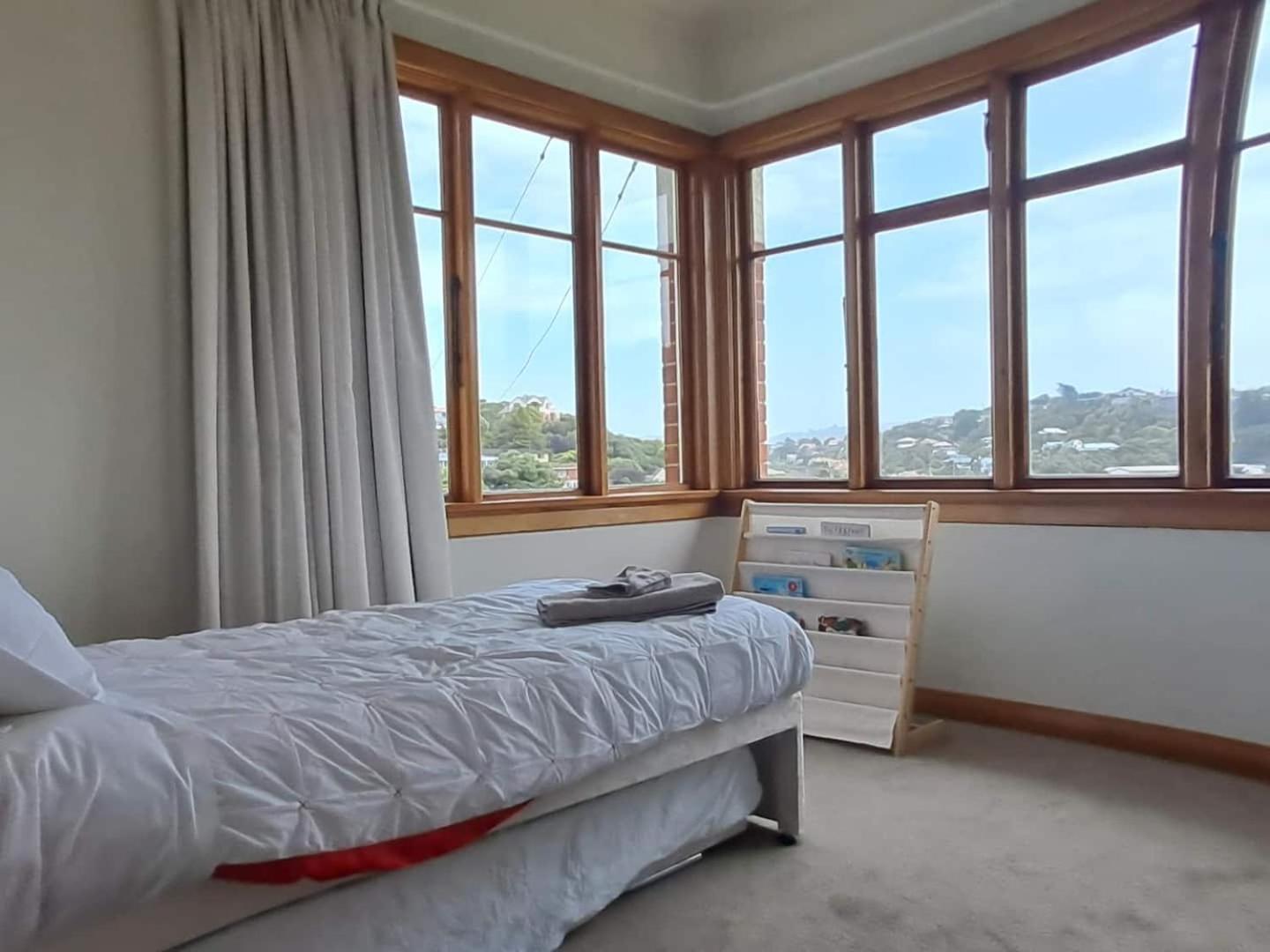 Stunning Family Home In Andersons Bay Dunedin Zewnętrze zdjęcie